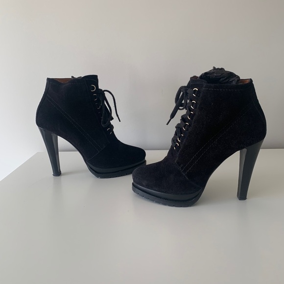 Giorgio Armani Ankle boots - Picture 2 of 9